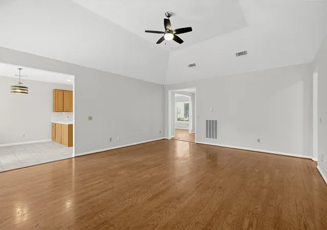 Photo 4 of Single family home for sale at 19034 Canyon River Ln, Houston, TX 77084 | MLS# 65967011 | Listing updated on 2026-08-22