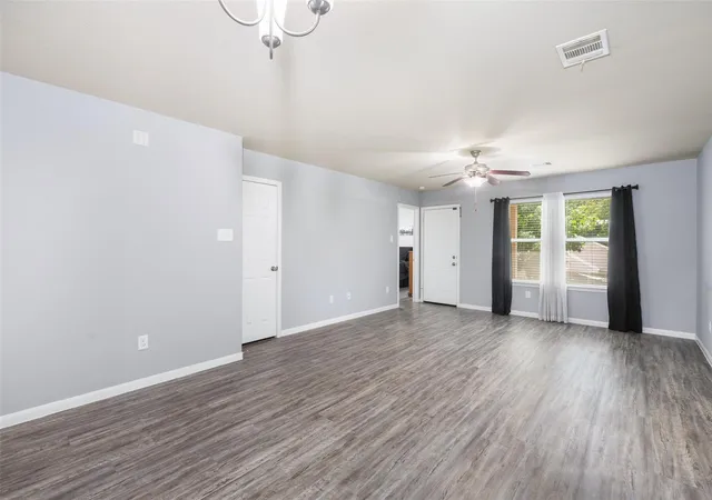 Photo 3 of Single family home for sale at 15302 Kickapoo Trl, Willis, TX 77378 | MLS# 76222501 | Listing updated on 2026-08-12