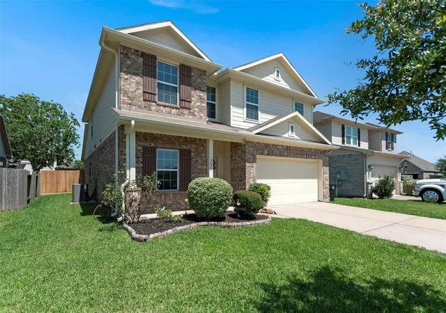 2nd image of 2073 Lepper St, Alvin, TX 77511 | MLS# 52950639