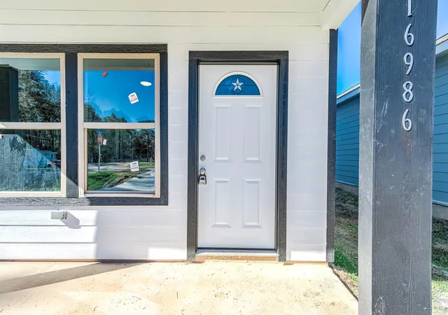 Photo 2 of Single family home for sale at 16986 W Hammon, Montgomery, TX 77316 | MLS# 96364626 | Listing updated on 2026-08-17