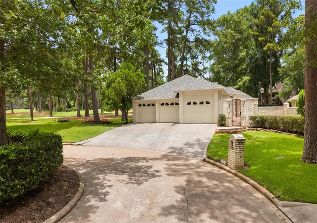 Photo 1 of Sale Pending at 3514 Cypress Point Cir, Montgomery, TX 77356 | MLS# 34062418 | Listing updated on 2026-09-12