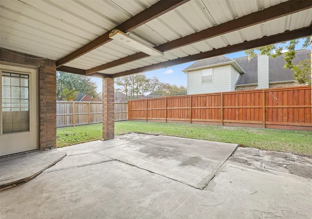 24th image of 11022 Collingswood Dr, La Porte, TX 77571 | MLS# 89037096