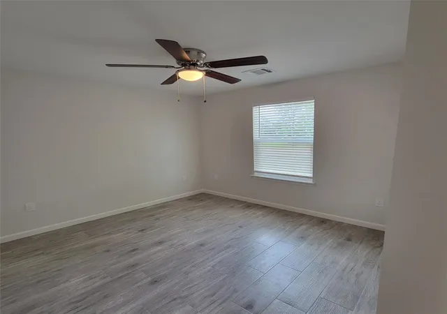 21st image of 116 Tanner St, Brazoria, TX 77422 | MLS# 24001768