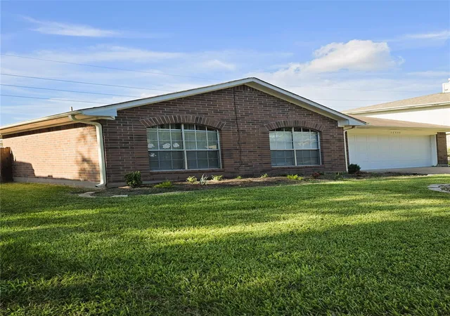 Photo 3 of Sale Pending at 16502 Lancaster Pl Dr, Houston, TX 77083 | MLS# 54870651 | Listing updated on 2026-09-15
