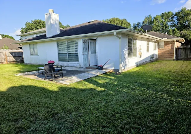 Photo 3 of Sale Pending at 16502 Lancaster Pl Dr, Houston, TX 77083 | MLS# 54870651 | Listing updated on 2026-09-15