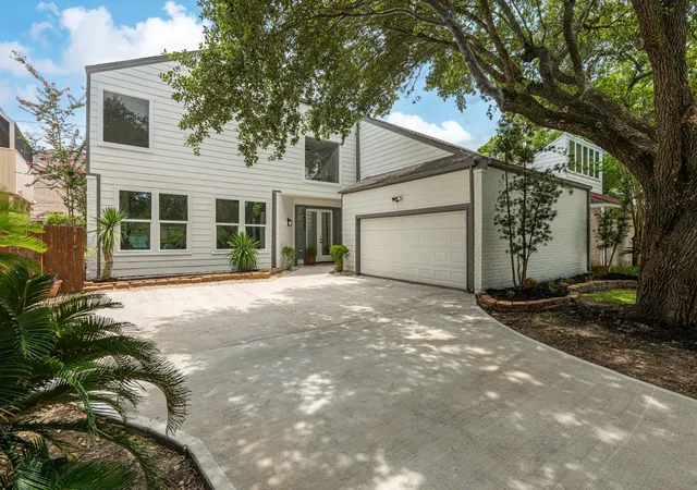 2nd image of 14323 Briarhills Pkwy, Houston, TX 77077 | MLS# 20725529
