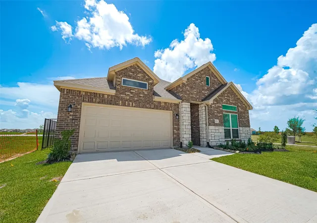 2nd image of 3019 Golden Isle Dr, Texas City, TX 77568 | MLS# 14714129