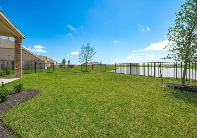 3rd image of 3019 Golden Isle Dr, Texas City, TX 77568 | MLS# 14714129