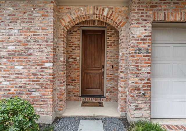 2nd image of 4508 Jackson St, Houston, TX 77004 | MLS# 41318590