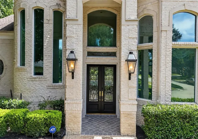 Photo 3 of Single family home for sale at 15318 Beecham Dr, Houston, TX 77068 | MLS# 22822424 | Listing updated on 2026-09-12