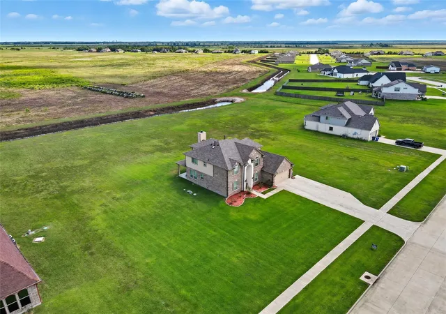 3rd image of 2375 Diamond D Dr, Beaumont, TX 77713 | MLS# 9196211