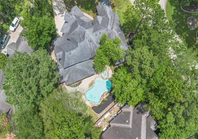 43rd image of 18 Floret Ct, Spring, TX 77382 | MLS# 53479805