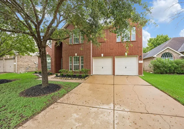 4th image of 9127 Stoneleigh Dr, Sugar Land, TX 77479 | MLS# 97743581