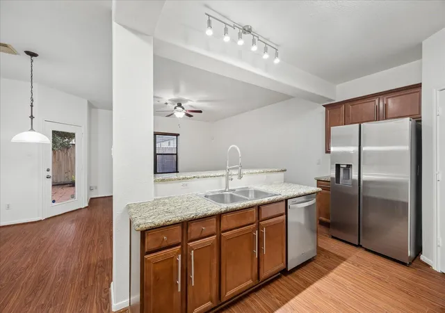 2nd image of 5222 Brinkman Ct, Houston, TX 77091 | MLS# 30550146
