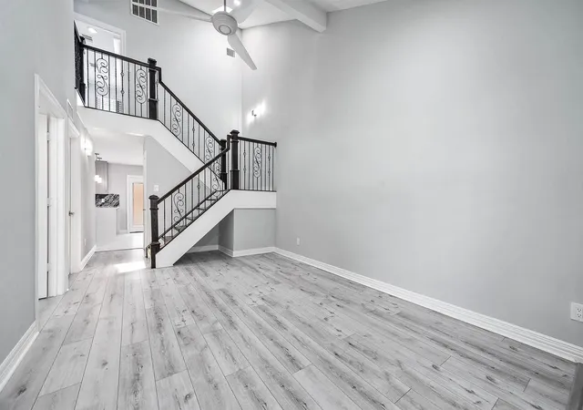 5th image of 11643 Village Pl Dr #194, Houston, TX 77077 | MLS# 33472065