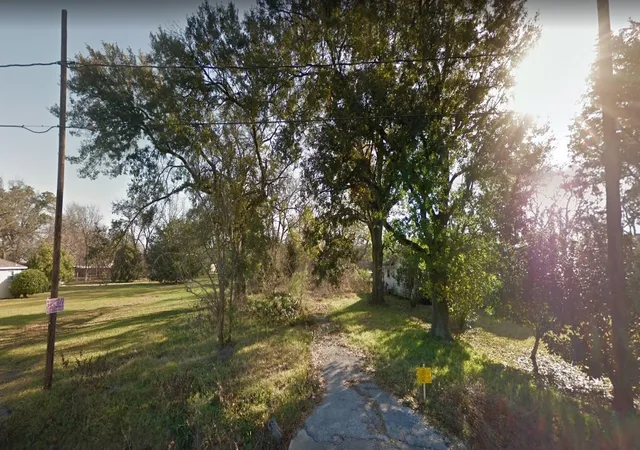 2nd image of 4122 Wayne St, Houston, TX 77026 | MLS# 84258143