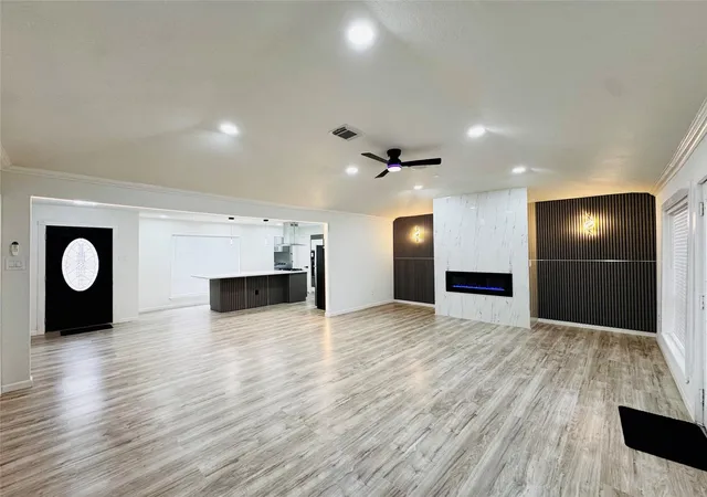 3rd image of 2326 Briarview Dr, Houston, TX 77077 | MLS# 92636212