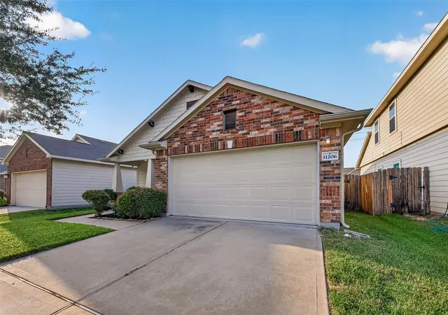 4th image of 11206 Kingsnorth Dr, Tomball, TX 77375 | MLS# 88975560