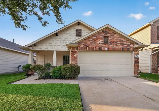 5th image of 11206 Kingsnorth Dr, Tomball, TX 77375 | MLS# 88975560