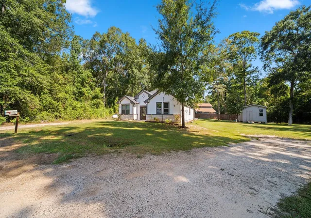 Photo 3 of Single family home for sale at 25445 Vine Cir, Cleveland, TX 77328 | MLS# 73329066 | Listing updated on 2026-08-17