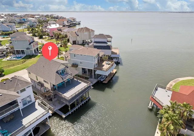 Photo 3 of Single family home for sale at 1534 Windsong Way, Galveston, TX 77554 | MLS# 68574425 | Listing updated on 2026-09-12