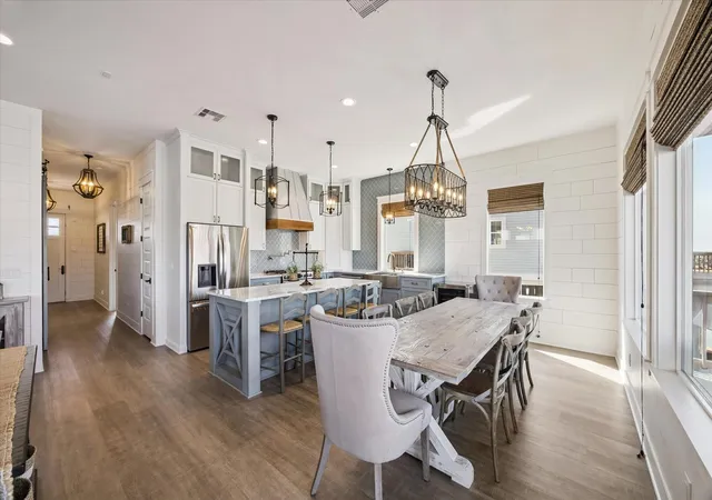 Photo 4 of Single family home for sale at 1534 Windsong Way, Galveston, TX 77554 | MLS# 68574425 | Listing updated on 2026-09-12
