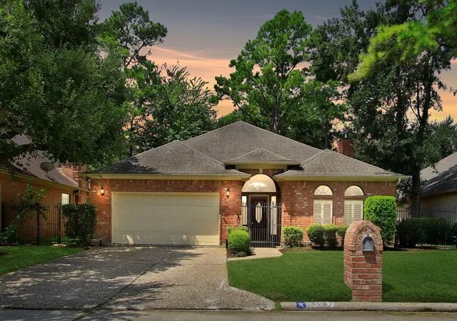 Photo 1 of Single family home for sale at 14007 Muirfield Village Dr, Houston, TX 77069 | MLS# 15325684 | Listing updated on 2026-09-19