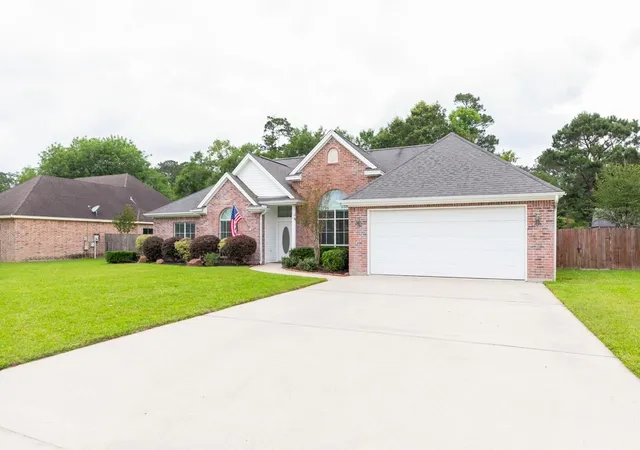 2nd image of 295 Sarah Ln, Lumberton, TX 77657 | MLS# 75924834