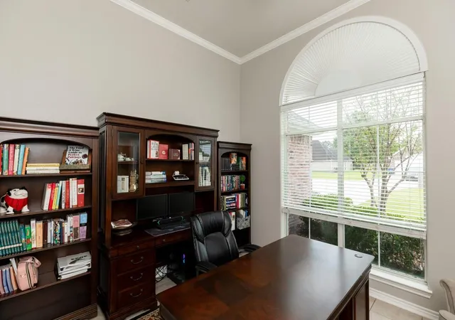 5th image of 295 Sarah Ln, Lumberton, TX 77657 | MLS# 75924834