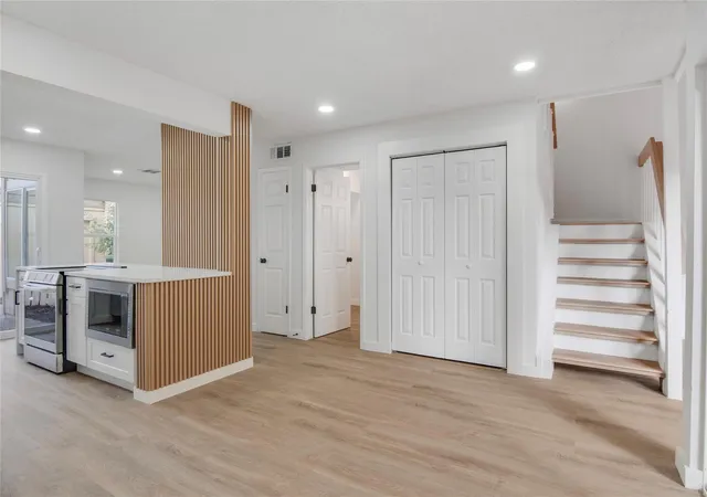Photo 3 of Townhouse for sale at 2916 Windchase Blvd, Houston, TX 77082 | MLS# 32485785 | Listing updated on 2026-08-15