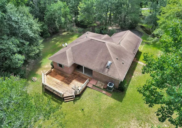 4th image of 4114 Sweetgum Dr, Conroe, TX 77304 | MLS# 60321983
