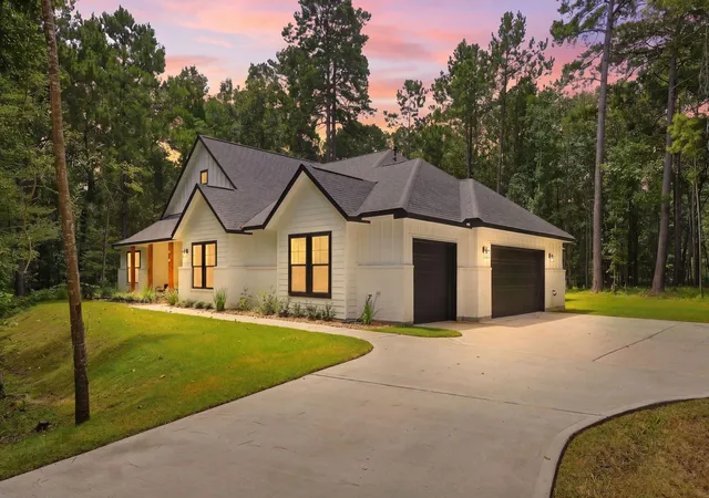 1st image of 115 Llano Ct, Huntsville, TX 77340 | MLS# 5750429