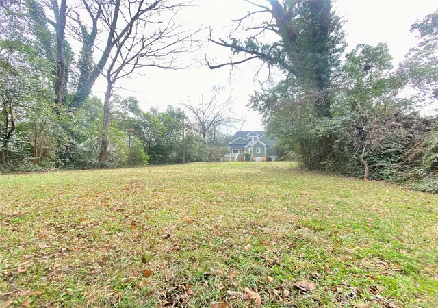 47th image of 223 E Robert Toombs Ave, Washington, GA 30673 | MLS# 33553799