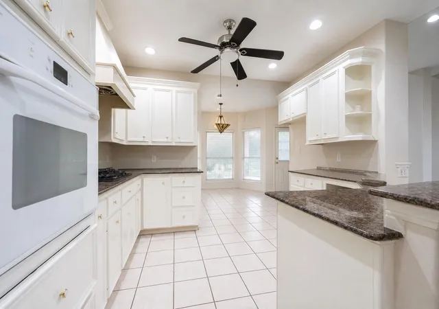3rd image of 757 Forest Lane Dr, Conroe, TX 77302 | MLS# 11334206