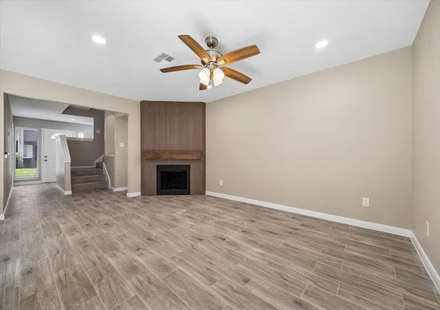 2nd image of 9007 Imogene St, Houston, TX 77036 | MLS# 95168113
