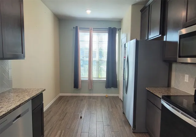 Photo 4 of Single family home for sale at 610 Lake View Dr, Montgomery, TX 77356 | MLS# 53397116 | Listing updated on 2026-09-18