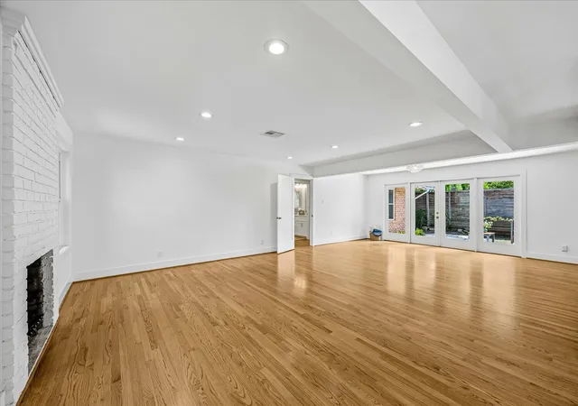 2nd image of 8739 Linkterrace Ln, Houston, TX 77025 | MLS# 60072907