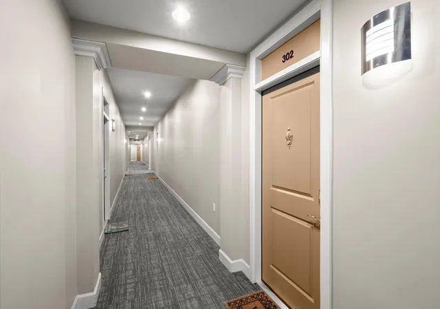 2nd image of 1900 Genesee St #302, Houston, TX 77006 | MLS# 13291668