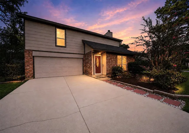 4th image of 3111 Laurel Fork Dr, Kingwood, TX 77339 | MLS# 38872436