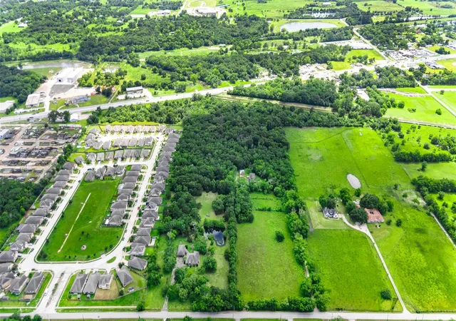 48th image of 1355 County Road 145, Alvin, TX 77511 | MLS# 86308673