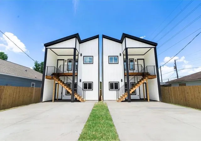 1st image of 333 Delaware St, Houston, TX 77029 | MLS# 31747195