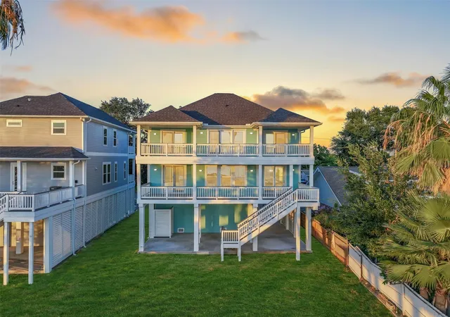 2nd image of 1519 Bayou Shore Dr, Galveston, TX 77551 | MLS# 7176539