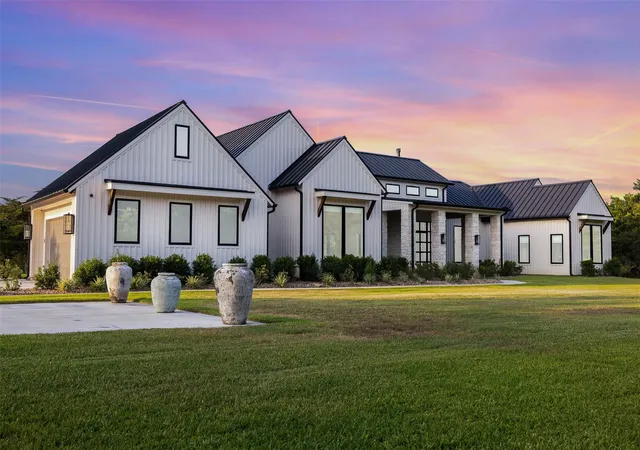 3rd image of 598 Vineyard View Trl, Carmine, TX 78932 | MLS# 27454184