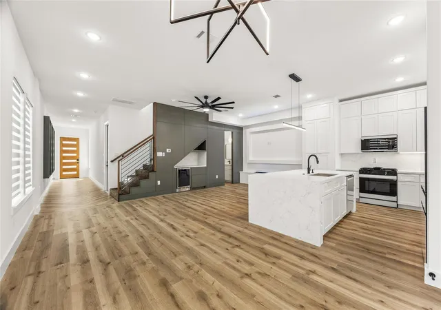 1st image of 6416 Sidney St, Houston, TX 77021 | MLS# 25437808