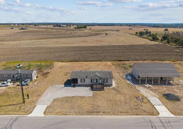 1st image of 183 Altamira Ave, Elgin, TX 78621 | MLS# 75905392