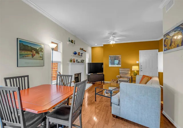 Photo 3 of Sale Pending at 4041 Drake St #212, Houston, TX 77005 | MLS# 14804188 | Listing updated on 2026-09-11
