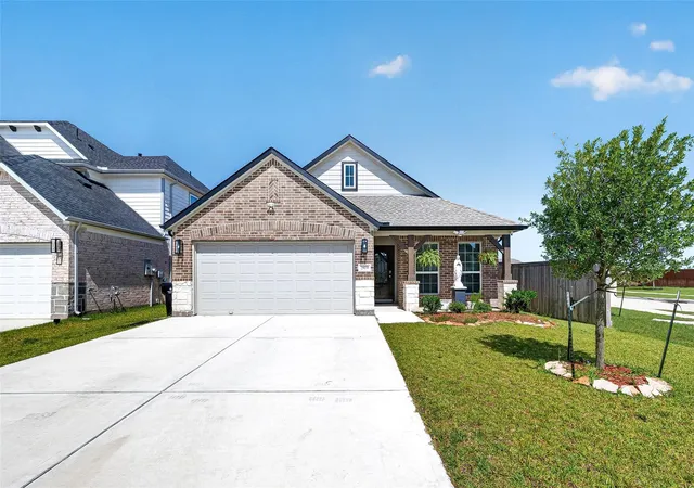 Photo 2 of Single family home for sale at 2819 Solitude Pine Ln, Katy, TX 77493 | MLS# 38768974 | Listing updated on 2026-09-06