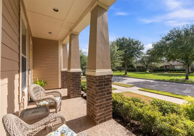 Photo 3 of Single family home for sale at 16807 Seminole Ridge Dr, Cypress, TX 77433 | MLS# 28971262 | Listing updated on 2026-10-06