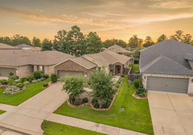 Photo 1 of Single family home for sale at 118 Wild Wisteria Ln, Montgomery, TX 77316 | MLS# 26217931 | Listing updated on 2026-09-13