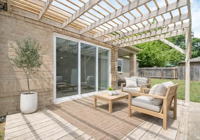Photo 2 of Sale Pending at 2426 Colton Holw Dr, Houston, TX 77067 | MLS# 9235691 | Listing updated on 2026-09-23